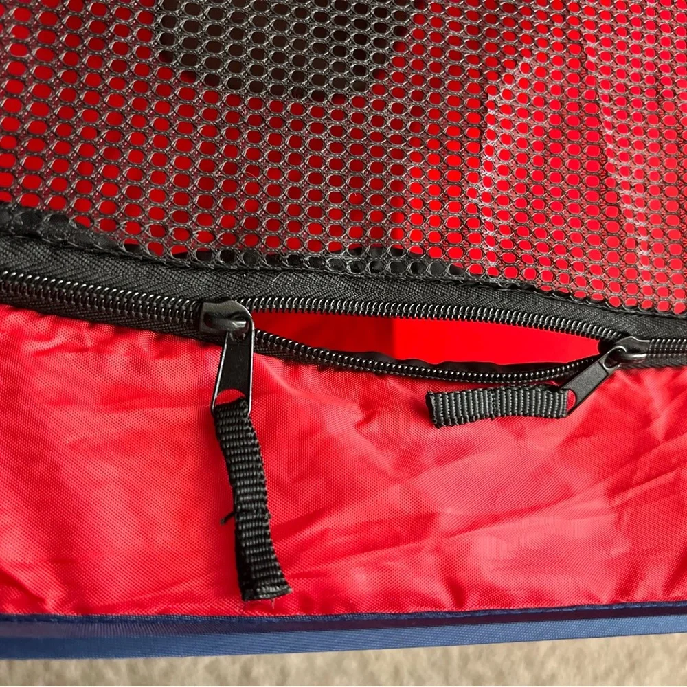 Pop Open Dog Kennel Medium for Dogs up to 50 lbs